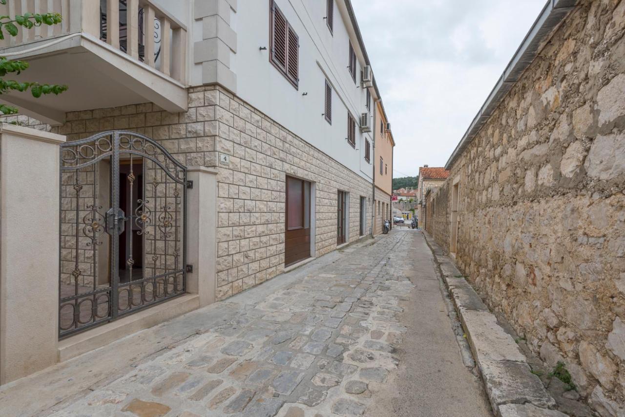 Historic Center Hvar Town- A Few Steps From The Main Square